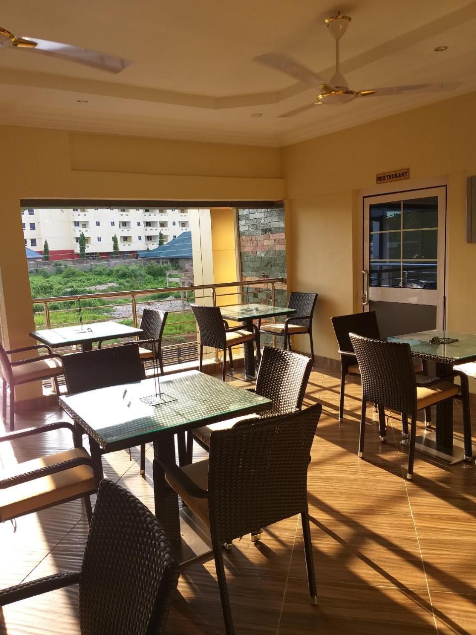Jeyads Lodge Tamale Kültér fotó