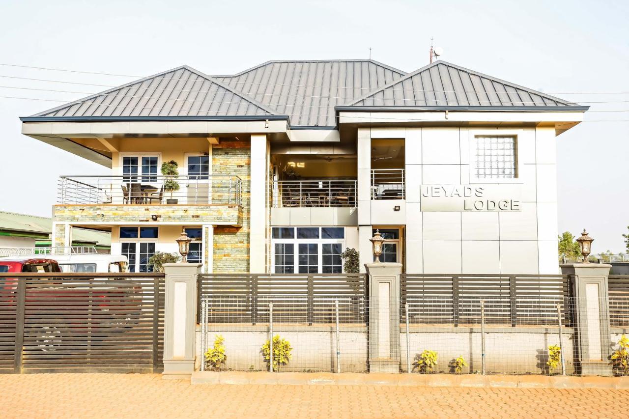 Jeyads Lodge Tamale Kültér fotó